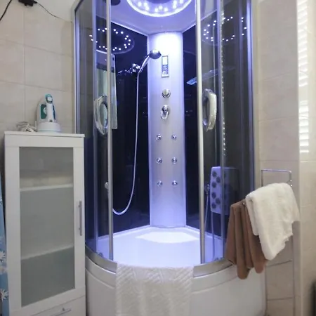 Apartment By The Sea - 9058